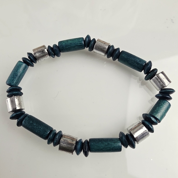 Teal Wood Silver‎ Beaded Stretch Bracelet - Picture 1 of 3